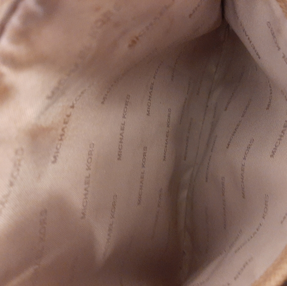 Authentic Michael Kors Purse - Picture 5 of 8